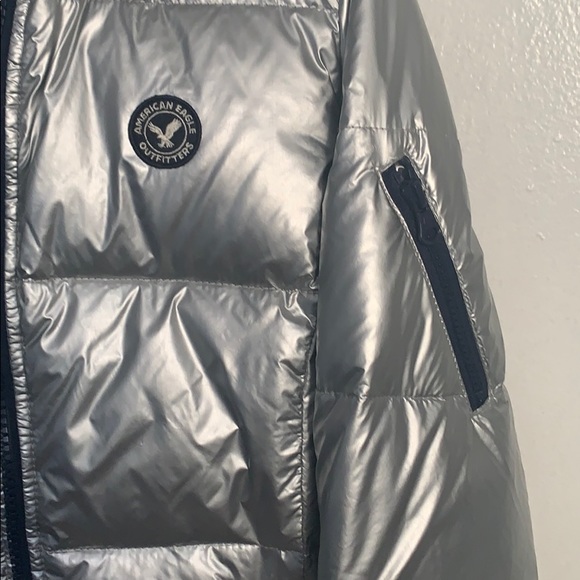 American Eagle silver puffer with soft plush hood - Picture 8 of 11